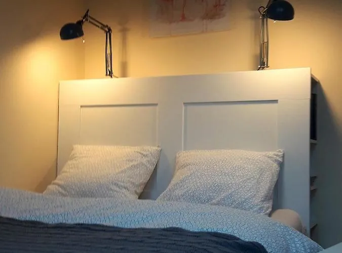 Krakowhouse אכסניה *