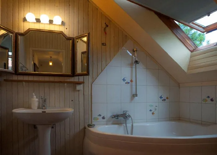 Krakowhouse * ליברטוב (Libertów)