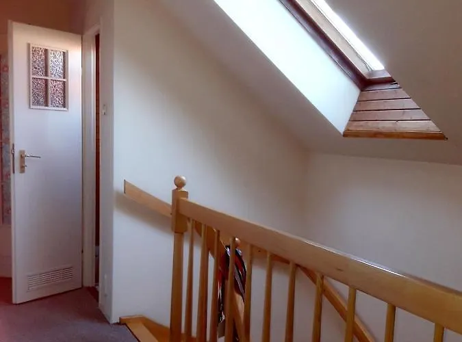 אכסניה Krakowhouse ליברטוב (Libertów)